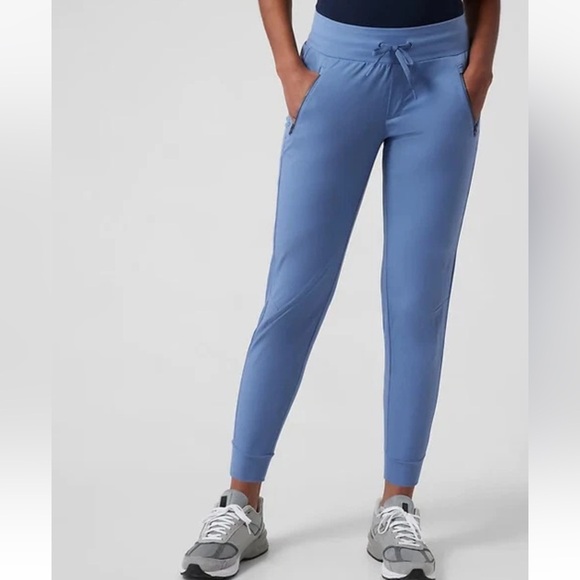 Athleta Trekkie North Jogger Size 6 Blue - Picture 1 of 6